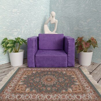 Фиолетовое кресло