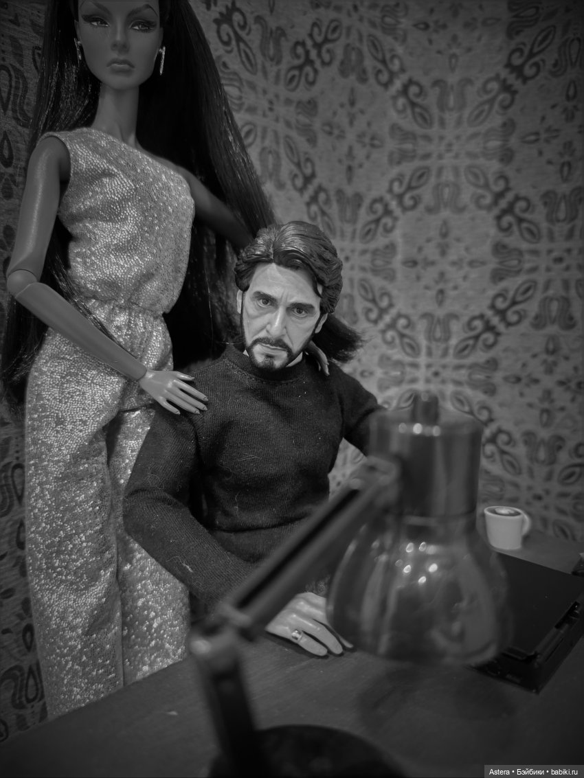 Альфредо, Аиша и новый стол