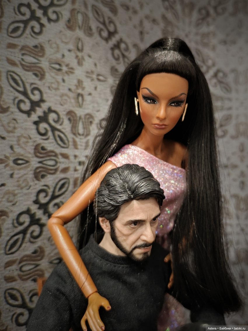 Альфредо, Аиша и новый стол