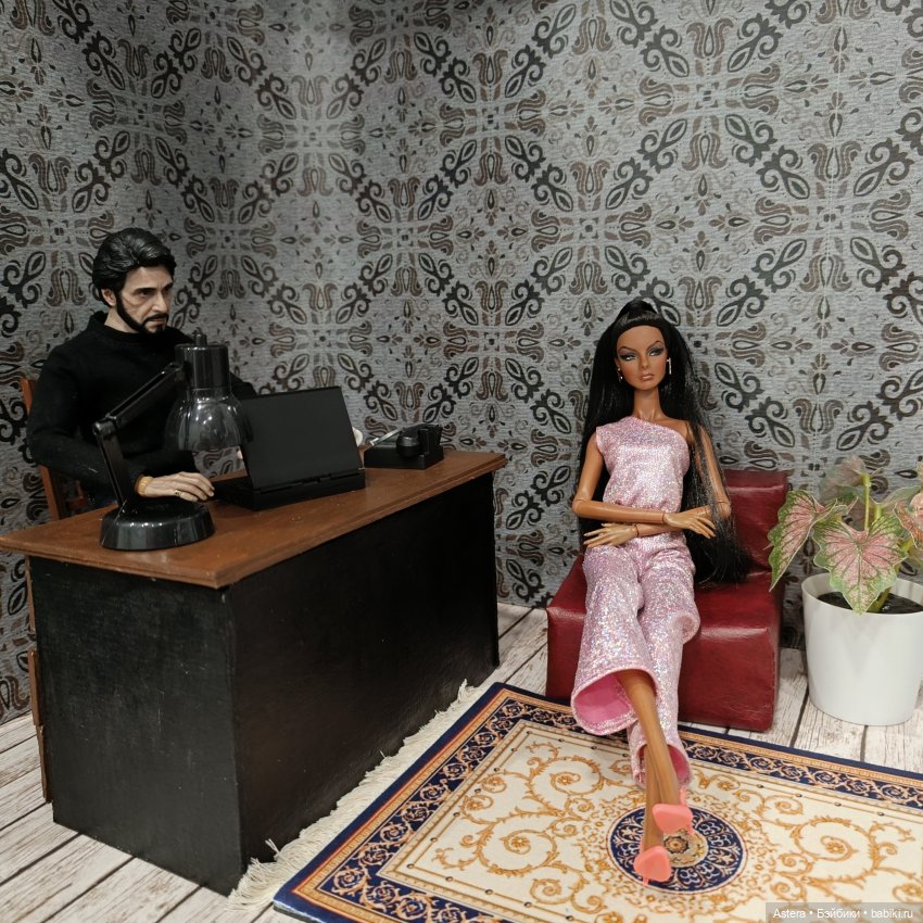 Альфредо, Аиша и новый стол