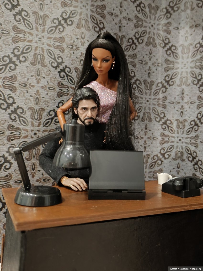 Альфредо, Аиша и новый стол