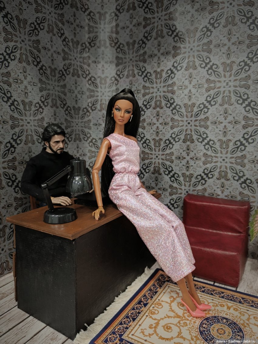 Альфредо, Аиша и новый стол