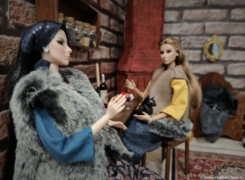 Хэллоуинская история — Кукольные фотоистории и сериалы: комиксы