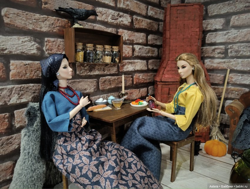 Хэллоуинская история — Кукольные фотоистории и сериалы: комиксы