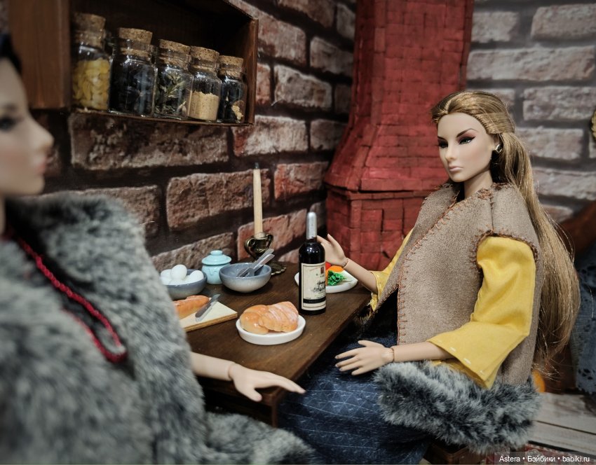 Хэллоуинская история — Кукольные фотоистории и сериалы: комиксы