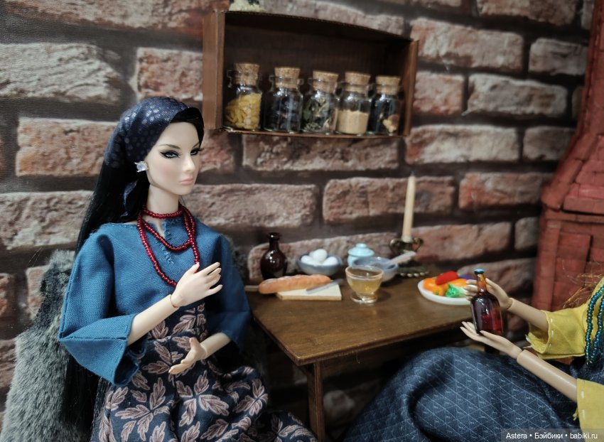 Хэллоуинская история — Кукольные фотоистории и сериалы: комиксы