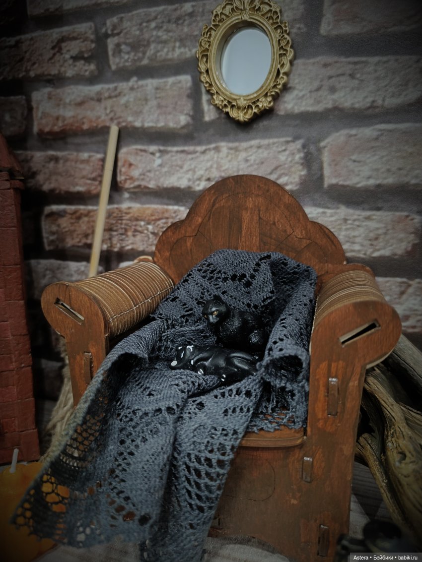 Хэллоуинская история — Кукольные фотоистории и сериалы: комиксы