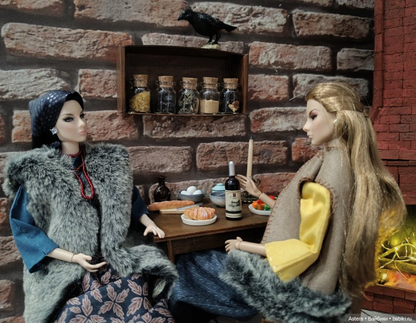 Хэллоуинская история — Кукольные фотоистории и сериалы: комиксы