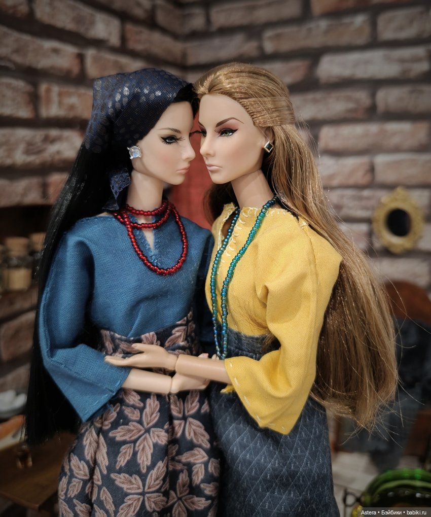 Хэллоуинская история — Кукольные фотоистории и сериалы: комиксы