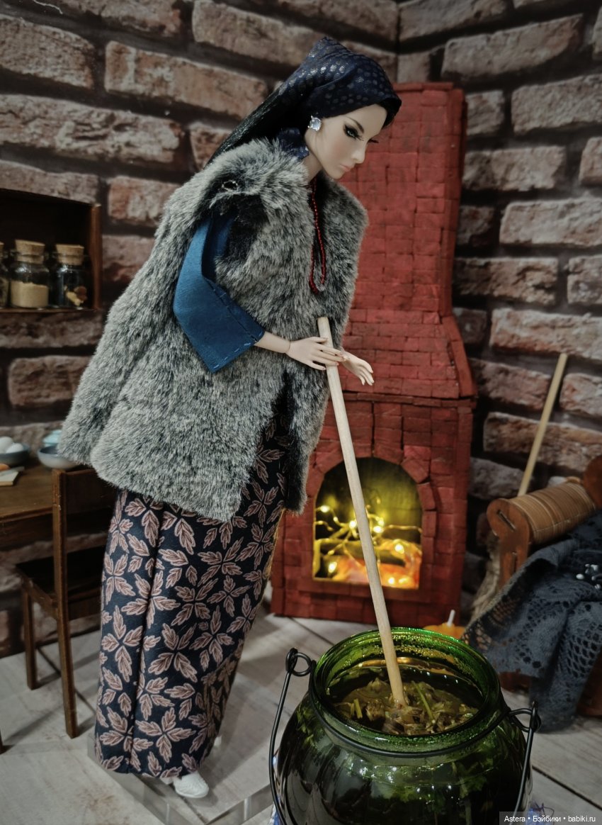 Хэллоуинская история — Кукольные фотоистории и сериалы: комиксы