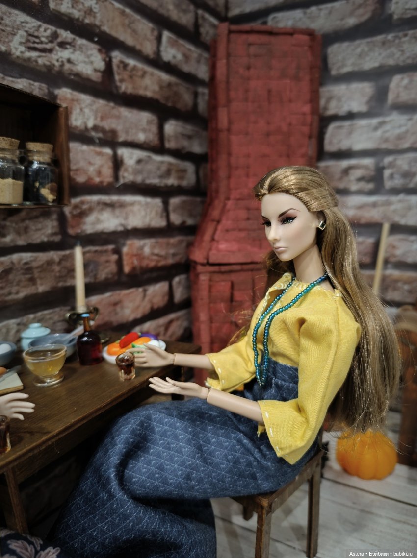 Хэллоуинская история — Кукольные фотоистории и сериалы: комиксы