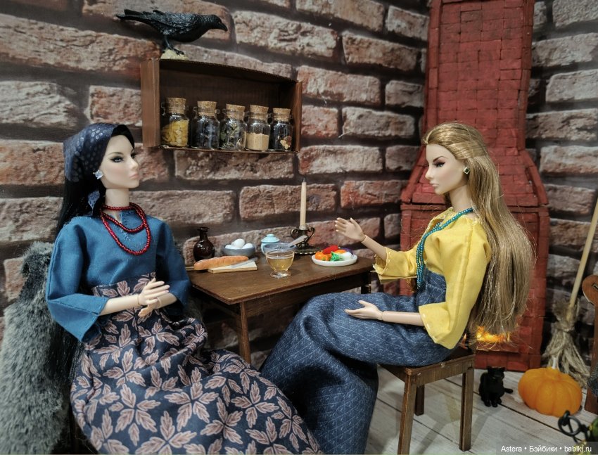 Хэллоуинская история — Кукольные фотоистории и сериалы: комиксы