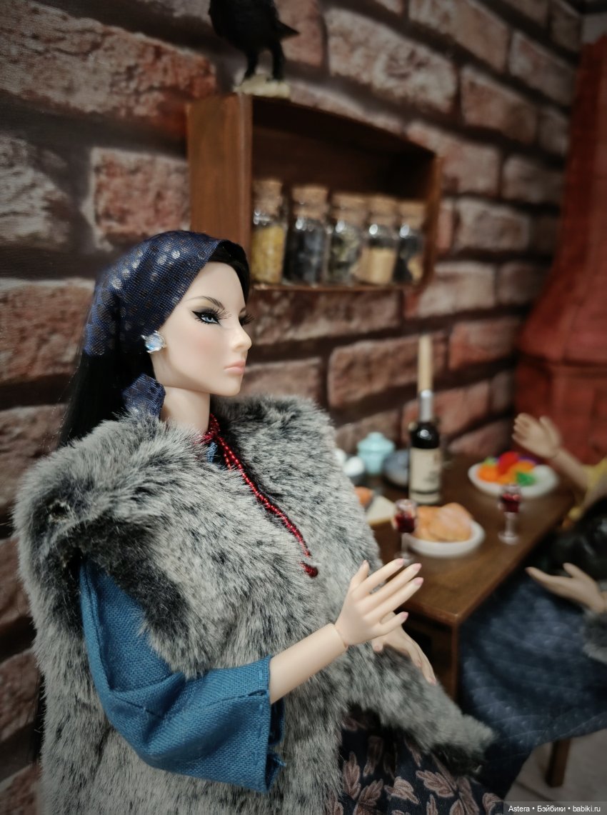 Хэллоуинская история — Кукольные фотоистории и сериалы: комиксы