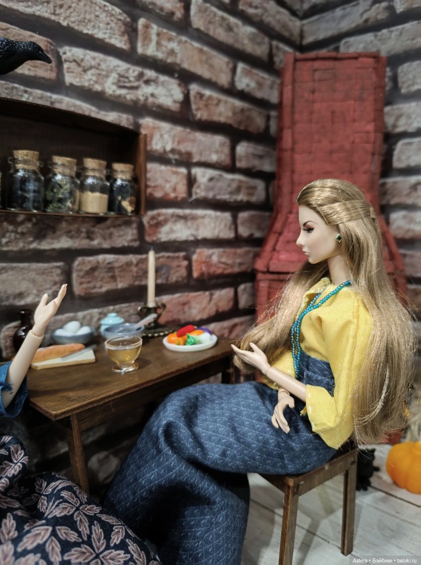 Хэллоуинская история — Кукольные фотоистории и сериалы: комиксы