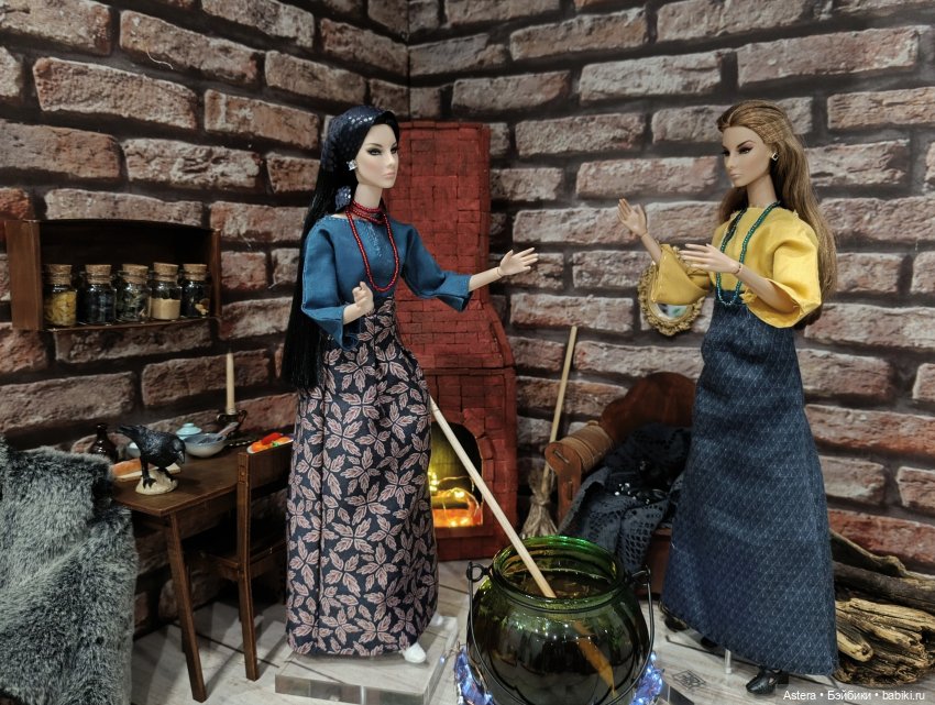 Хэллоуинская история — Кукольные фотоистории и сериалы: комиксы