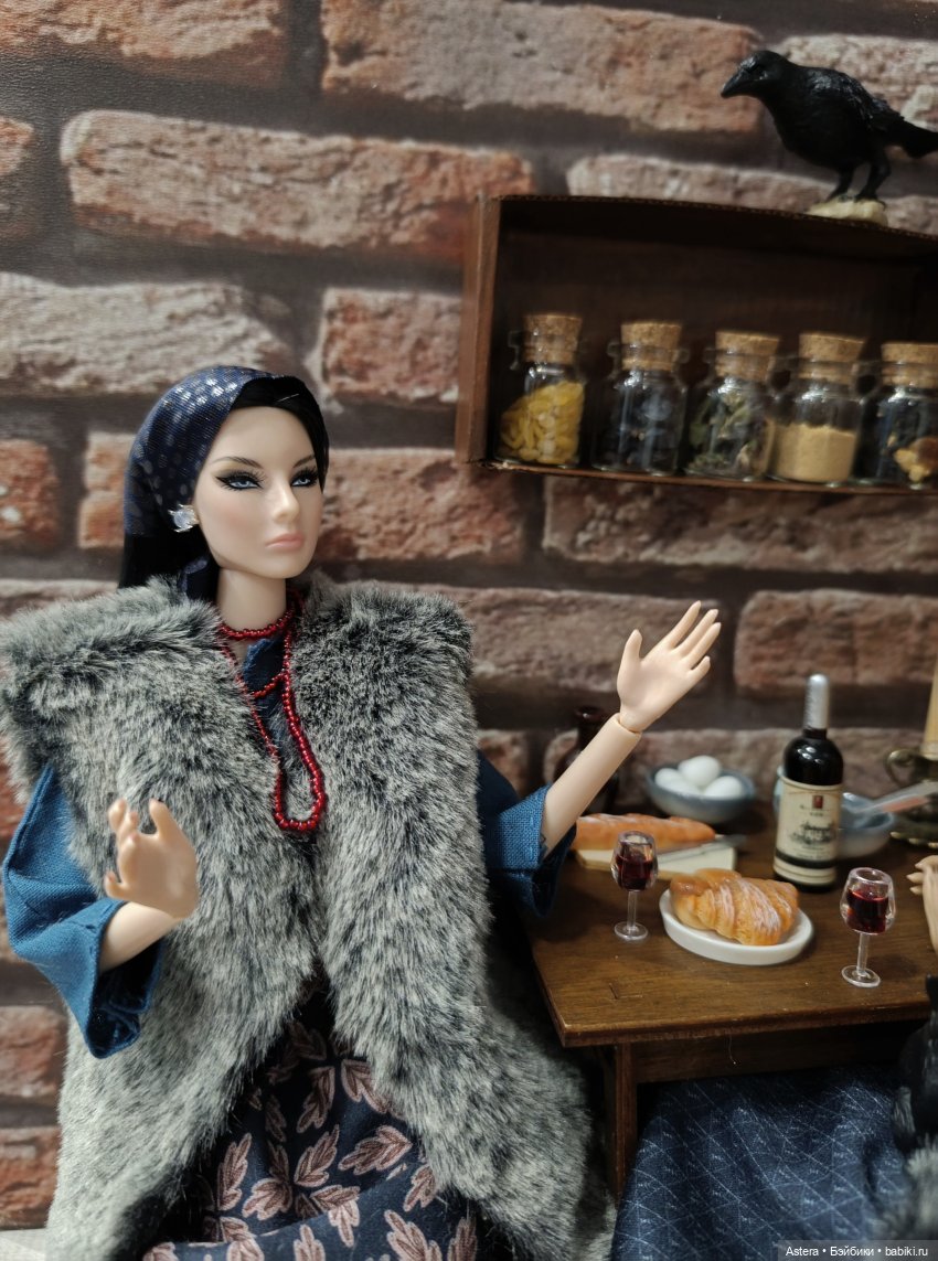 Хэллоуинская история — Кукольные фотоистории и сериалы: комиксы