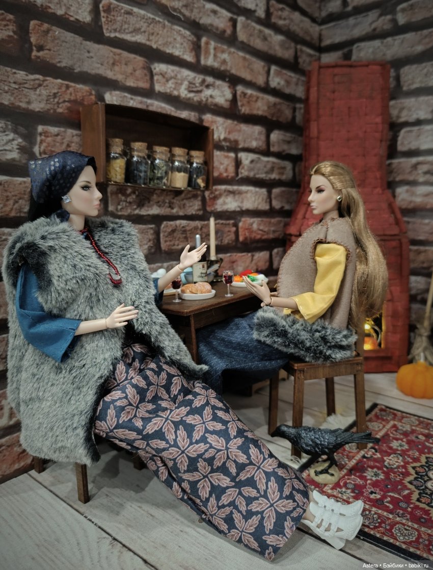 Хэллоуинская история — Кукольные фотоистории и сериалы: комиксы