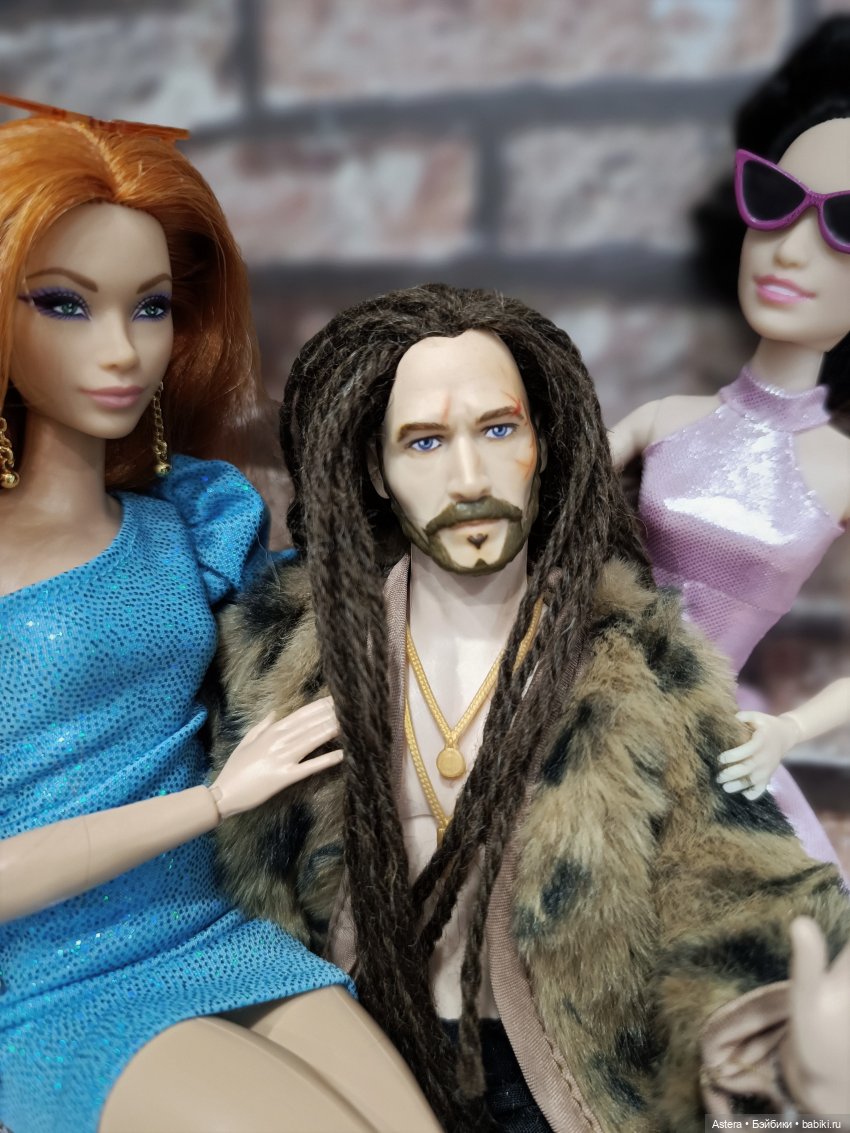 Тайлер и тёлочки — Куклы Barbie (Барби): Looks