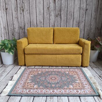 Желтый диван