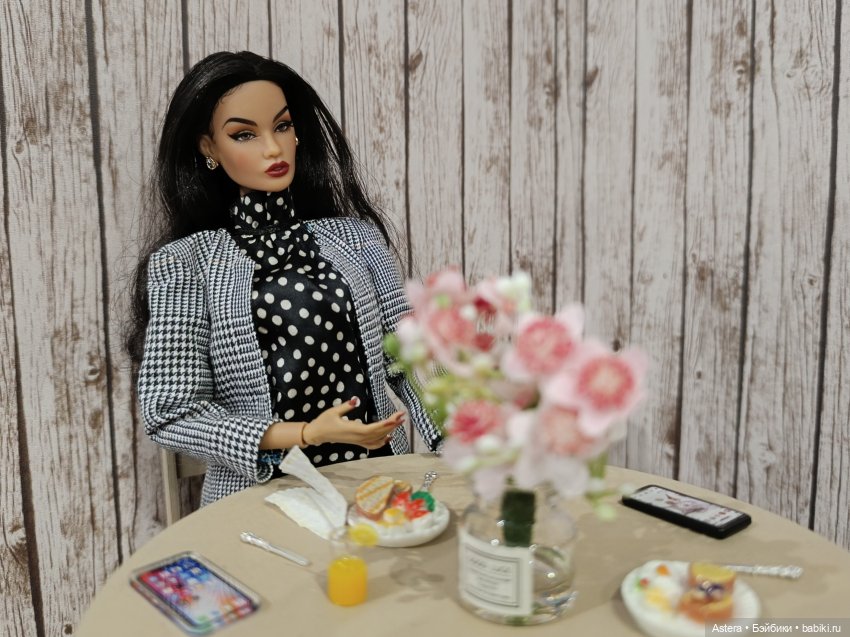 Заблудшая сестра. Глава 10. Теона