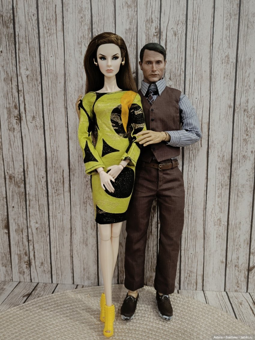 Доктор Ренфилд и его дети | Бэйбики Доктор Ренфилд и его дети