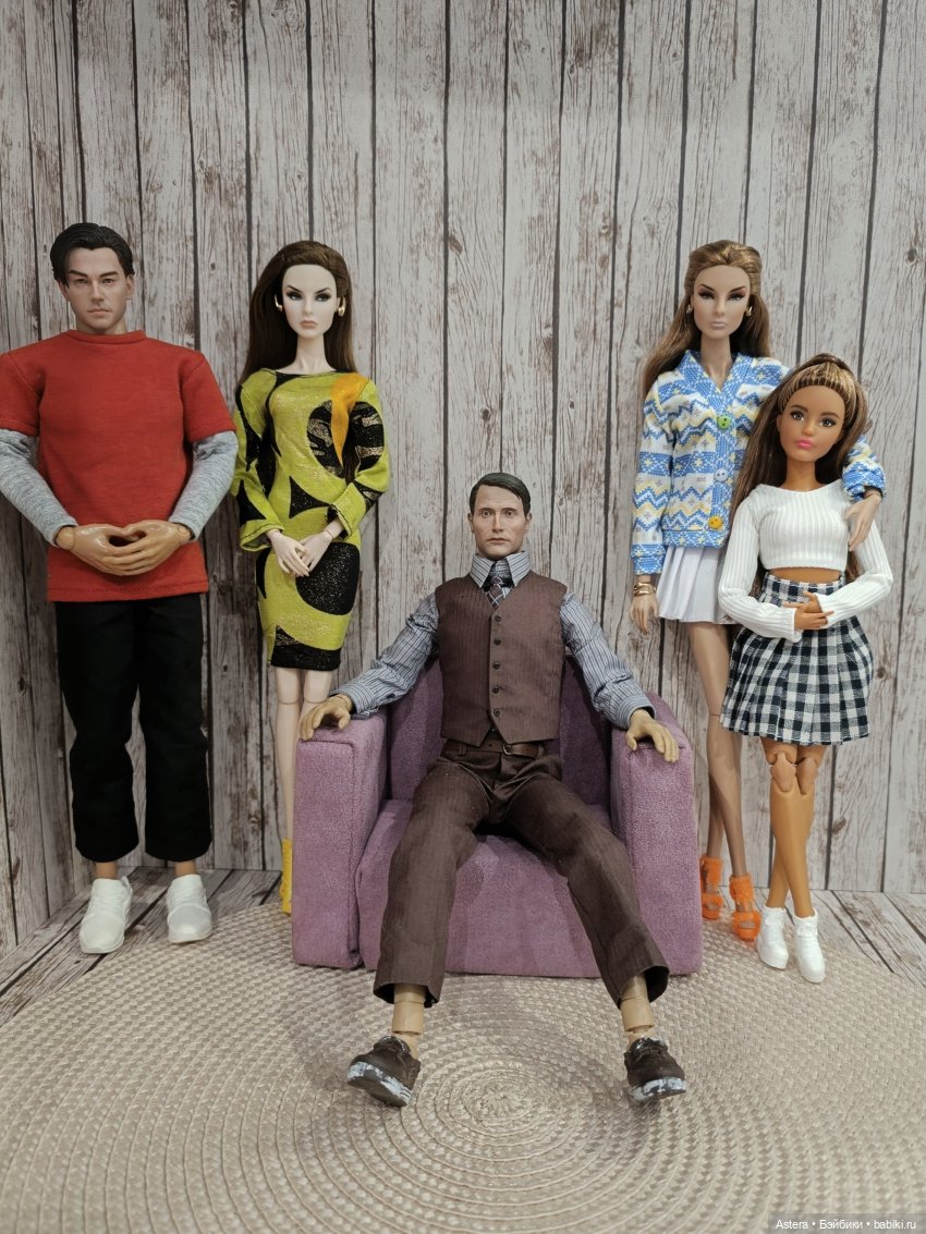 Доктор Ренфилд и его дети | Бэйбики Доктор Ренфилд и его дети