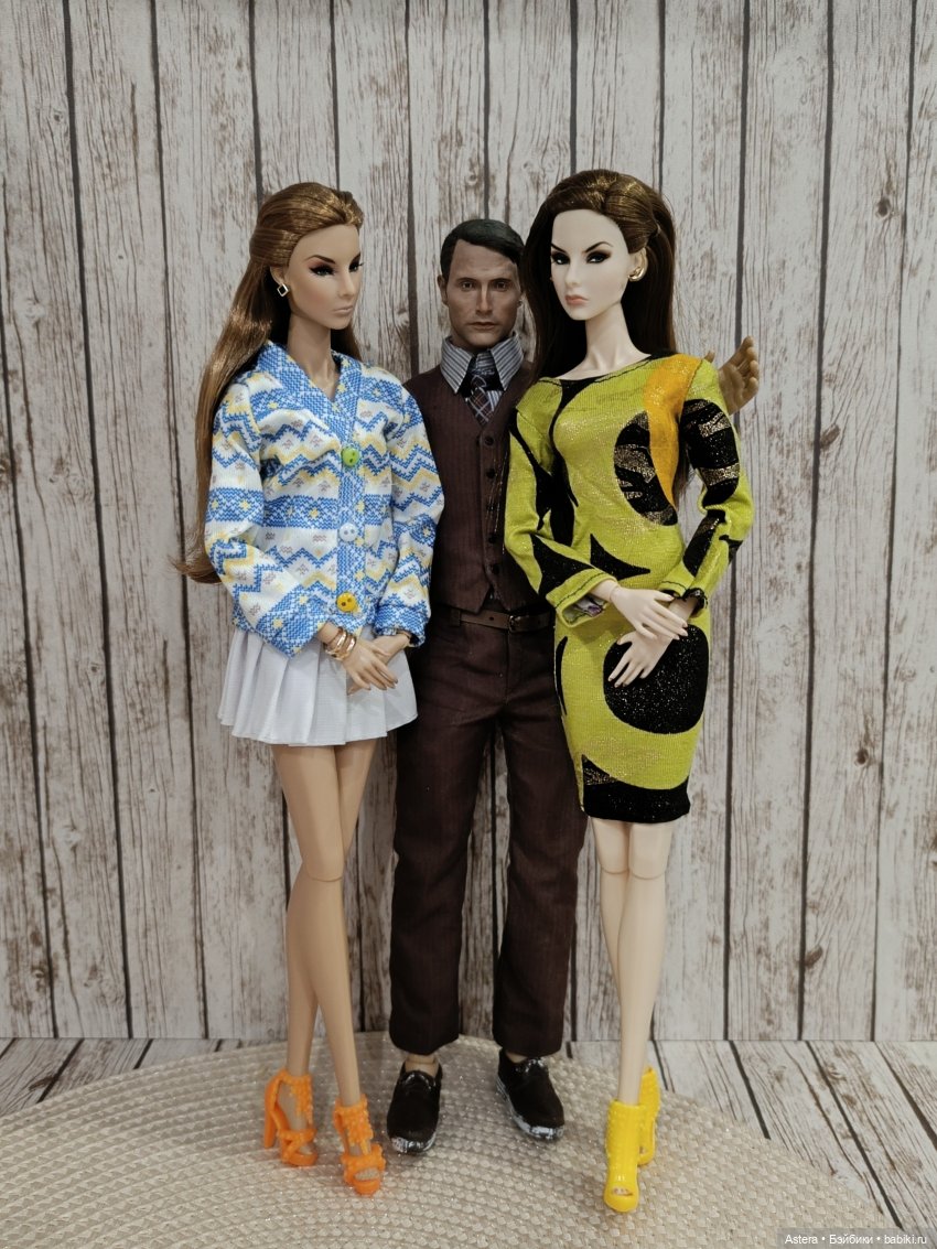 Доктор Ренфилд и его дети | Бэйбики Доктор Ренфилд и его дети