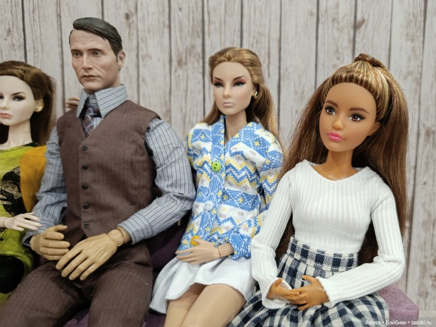 Доктор Ренфилд и его дети | Бэйбики Доктор Ренфилд и его дети