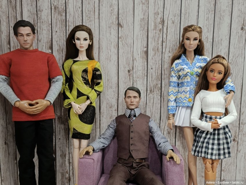 Доктор Ренфилд и его дети | Бэйбики Доктор Ренфилд и его дети