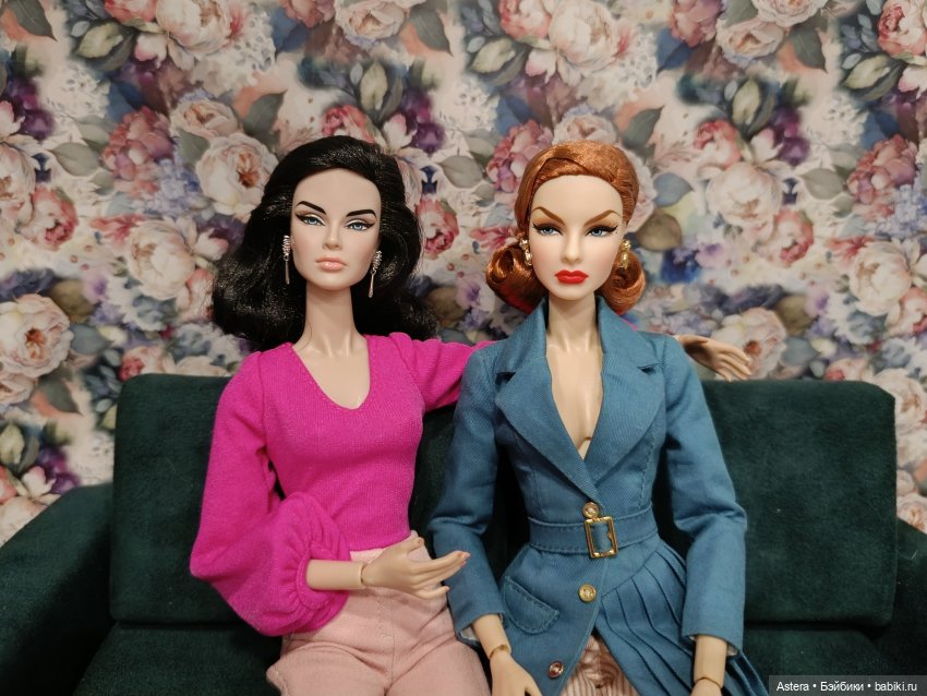 Баронесса и ее подруга. Показ мод