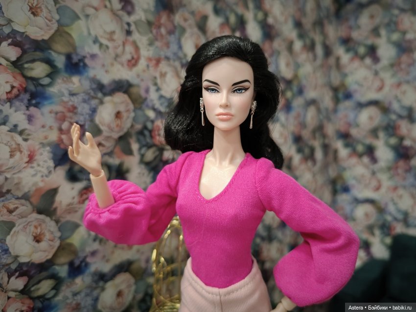 Баронесса и ее подруга. Показ мод