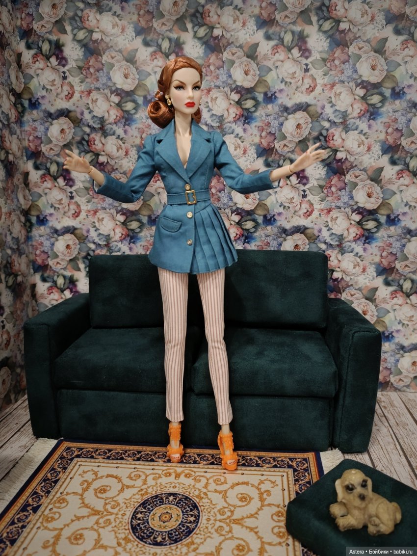 Баронесса и ее подруга. Показ мод