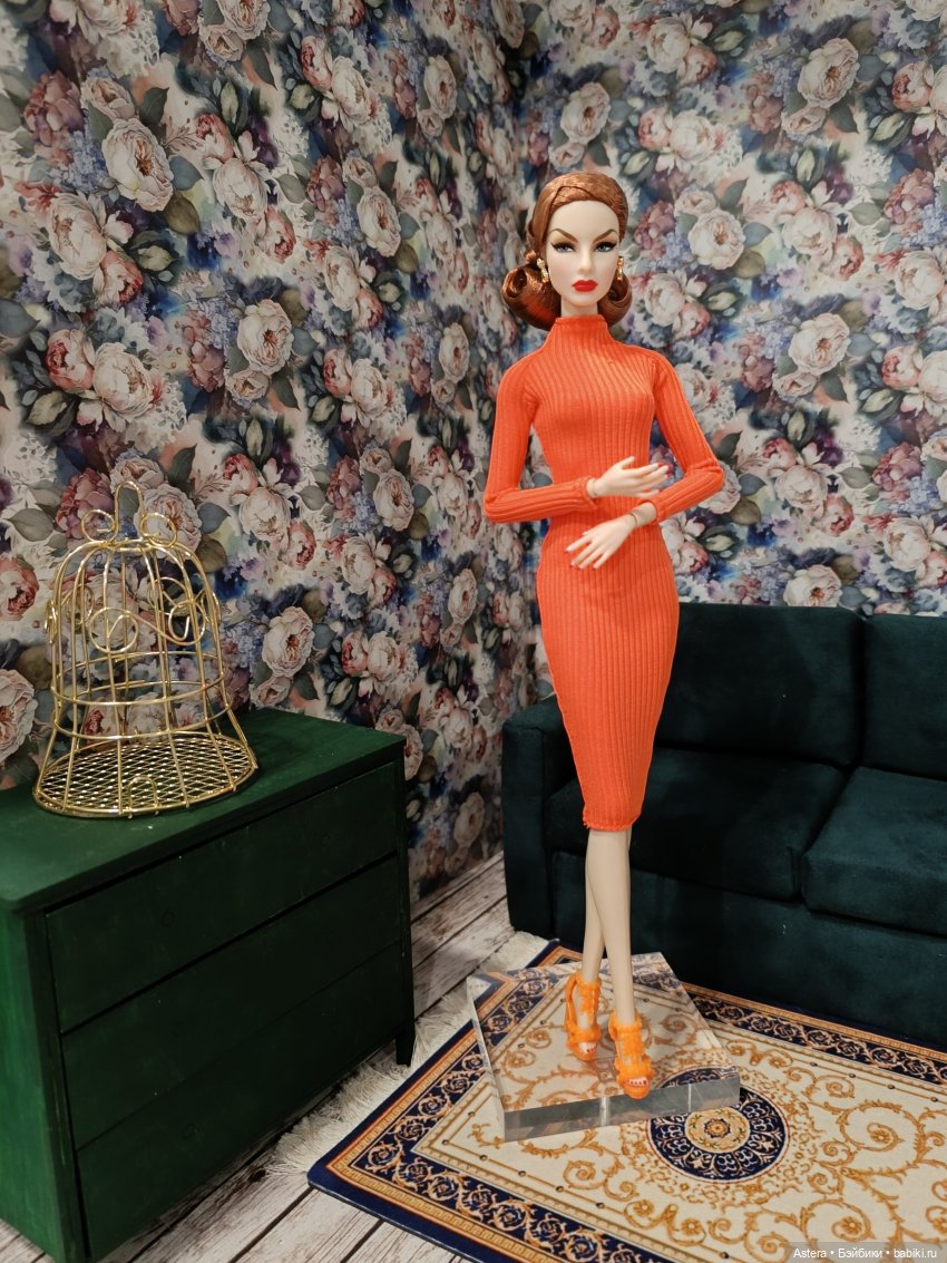 Баронесса и ее подруга. Показ мод (фото 7)