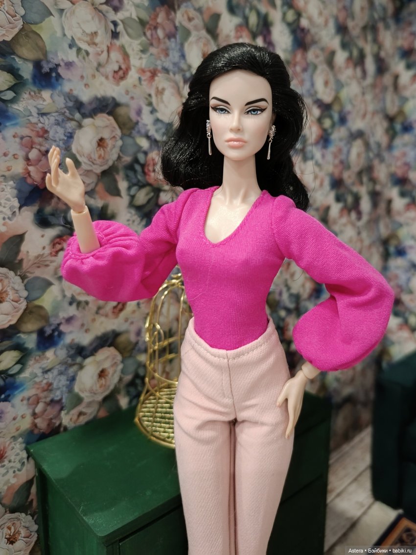 Баронесса и ее подруга. Показ мод