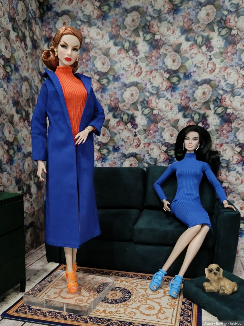 Баронесса и ее подруга. Показ мод