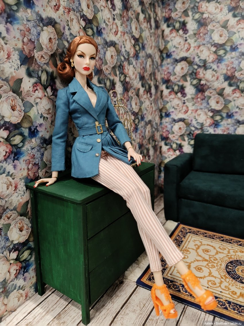 Баронесса и ее подруга. Показ мод