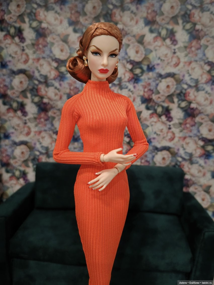 Баронесса и ее подруга. Показ мод (фото 8)