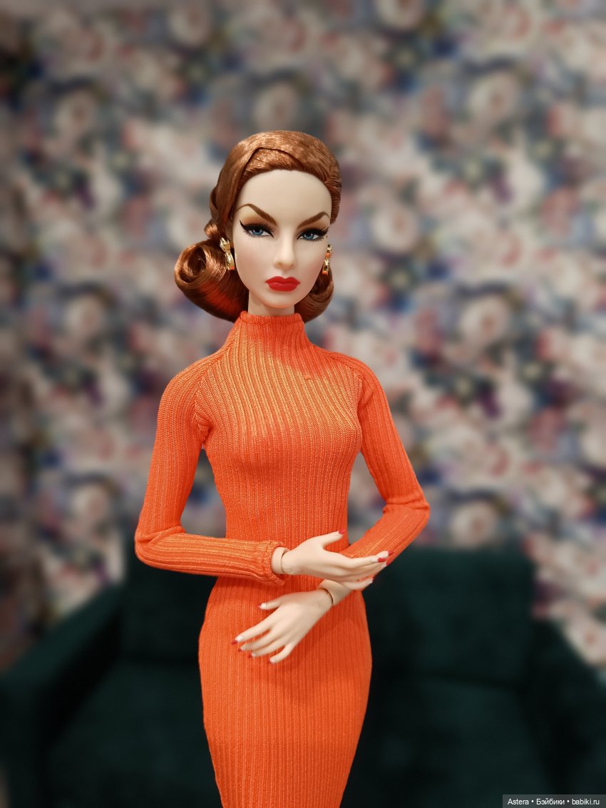 Баронесса и ее подруга. Показ мод (фото 9)