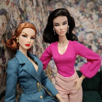 Баронесса и ее подруга. Показ мод