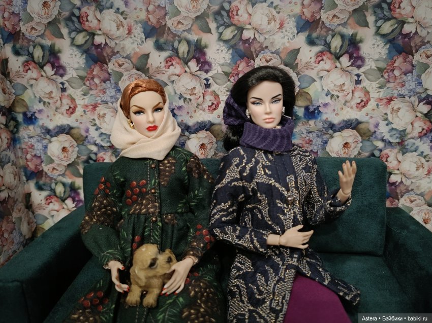 Баронесса и ее подруга. Показ мод. Продолжение