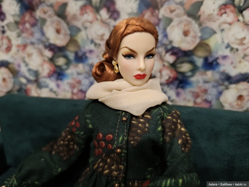 Баронесса и ее подруга. Показ мод. Продолжение