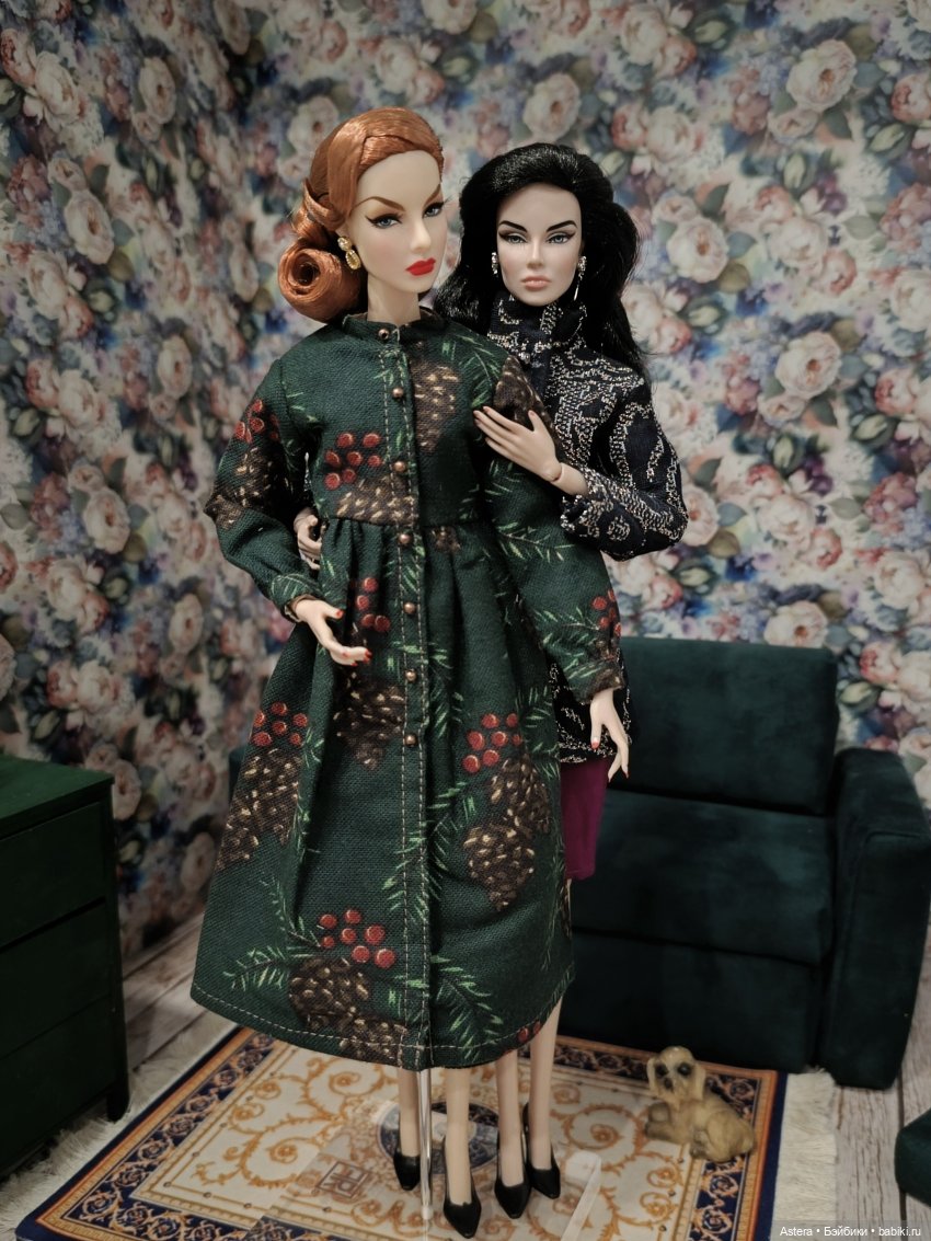 Баронесса и ее подруга. Показ мод. Продолжение