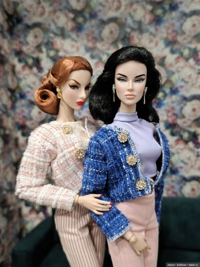 Баронесса и ее подруга. Показ мод. Продолжение