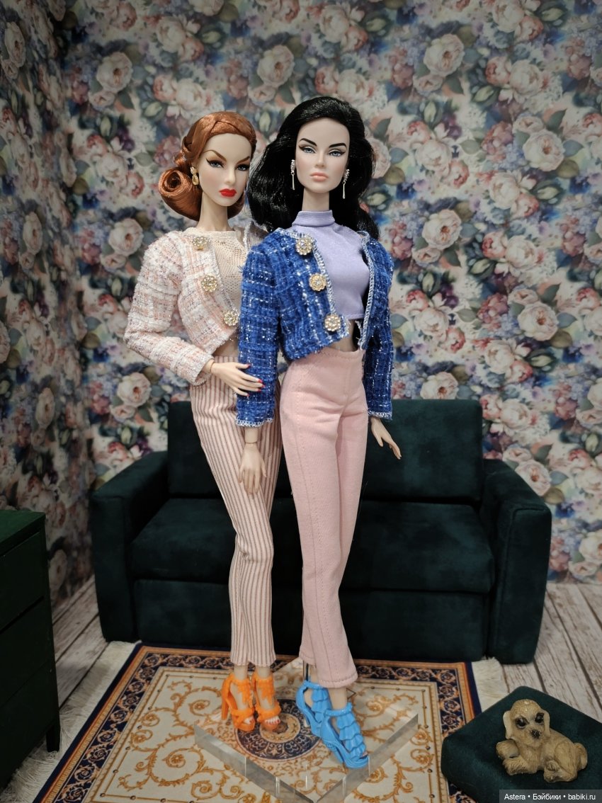 Баронесса и ее подруга. Показ мод. Продолжение