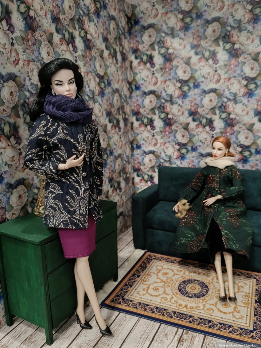 Баронесса и ее подруга. Показ мод. Продолжение