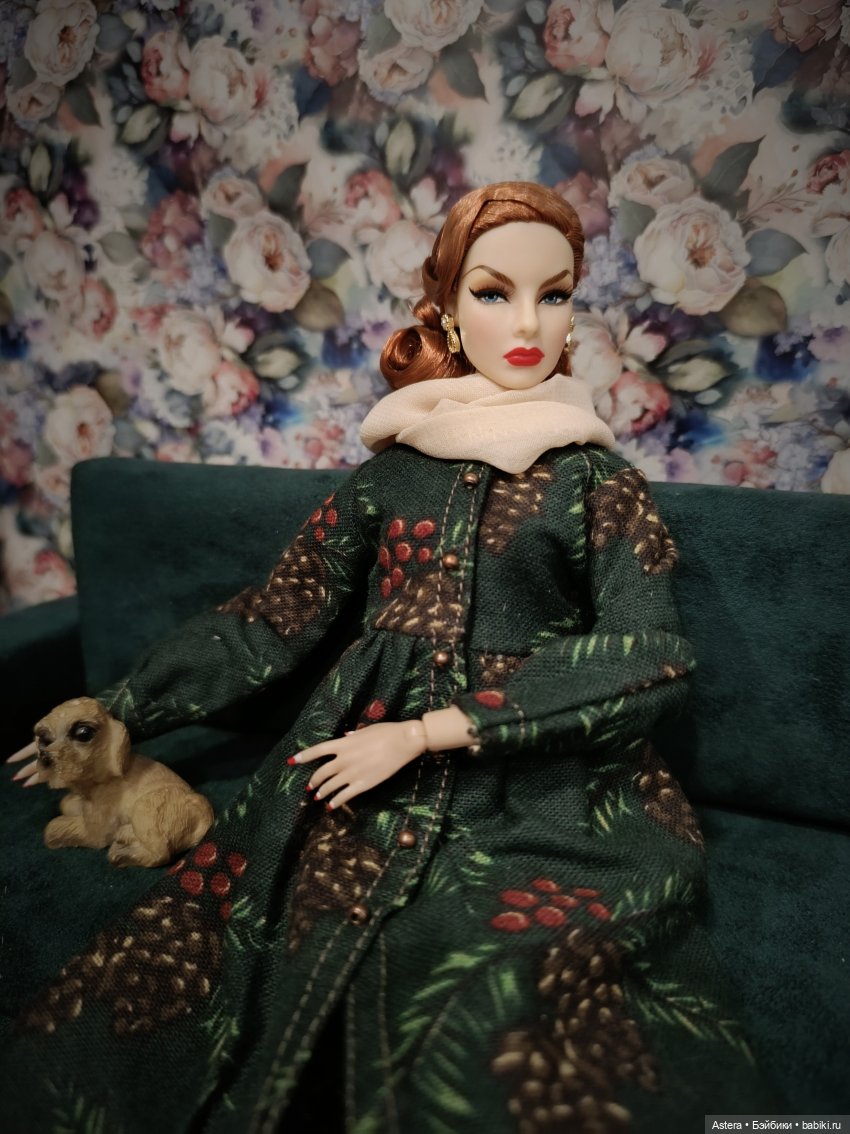 Баронесса и ее подруга. Показ мод. Продолжение