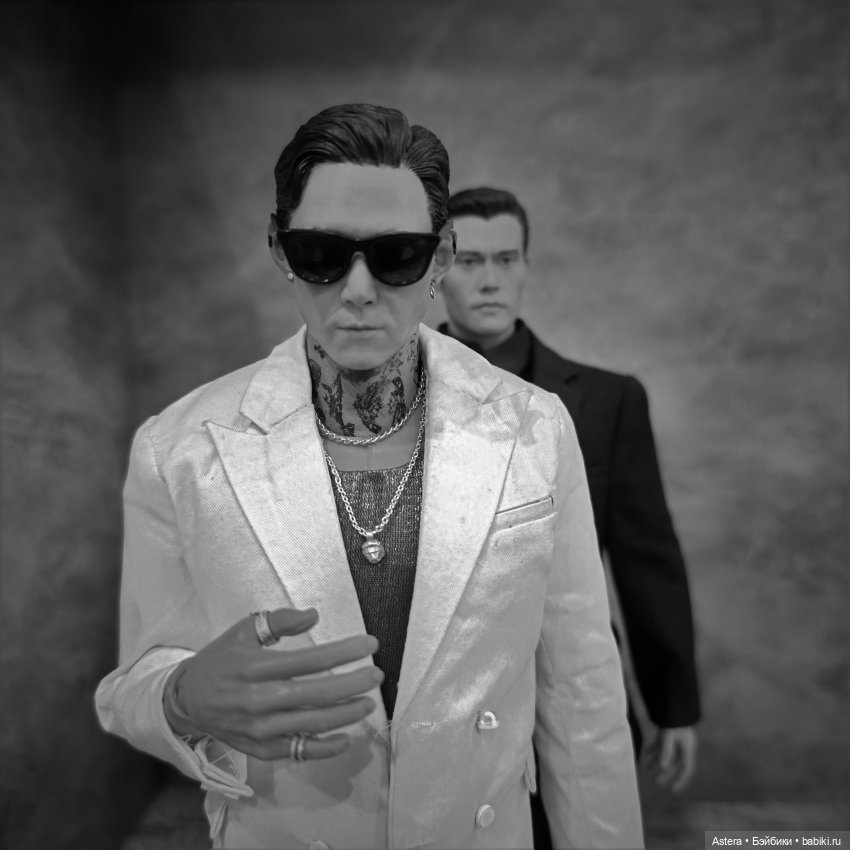 Будущее китайской мафии New Doll City