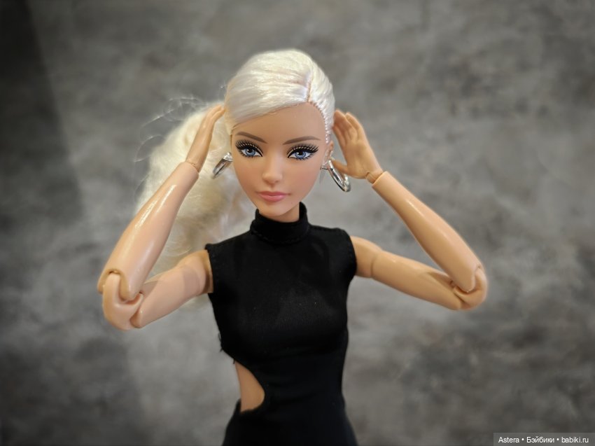 Куклы Barbie (Барби): Looks (фото 7)