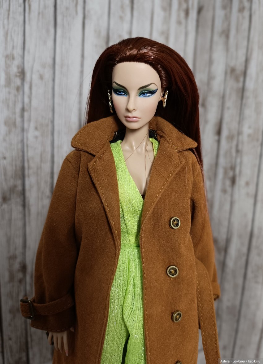 Новые наряды с Али. Элизабет