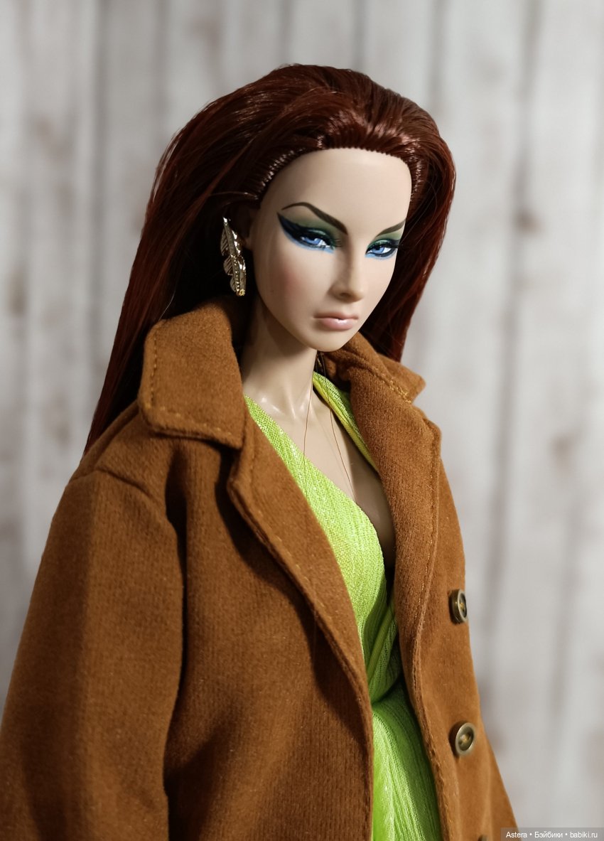 Новые наряды с Али. Элизабет